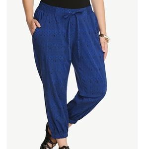 blue harem pants with skull pattern